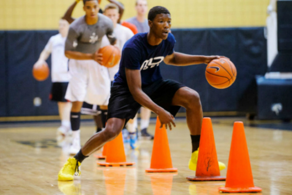 how-to-improve-your-weak-hand-in-basketball-inspirational-basketball